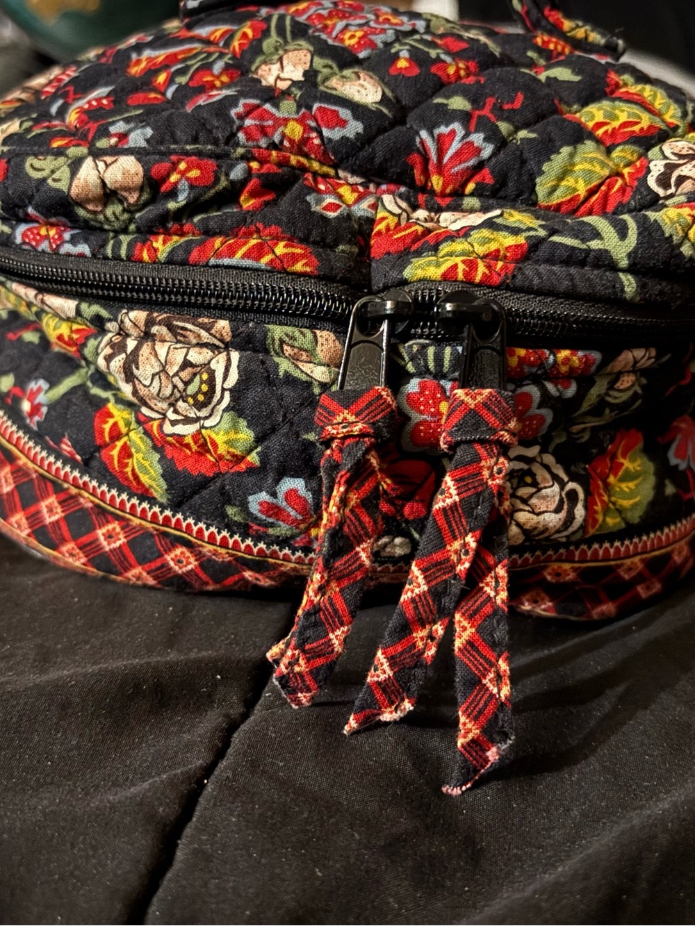 Vintage 2002 Vera Bradley Anastasia Round Travel Organizer Cosmetic Train Case - Picture 3 of 5